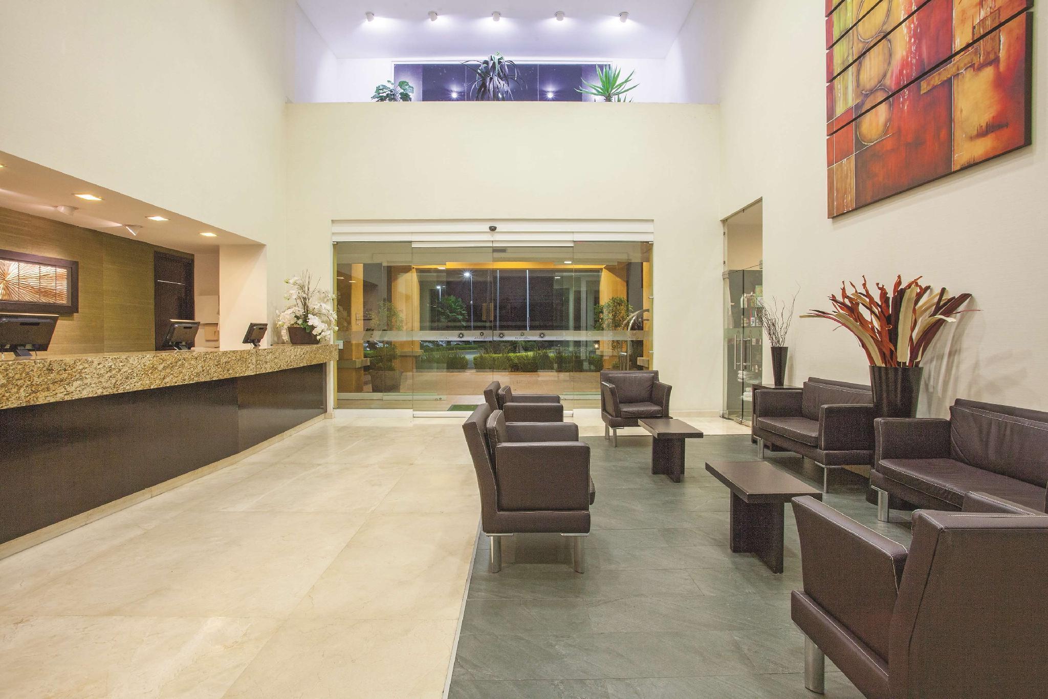 מלון La Quinta By Wyndham Poza Rica מראה חיצוני תמונה